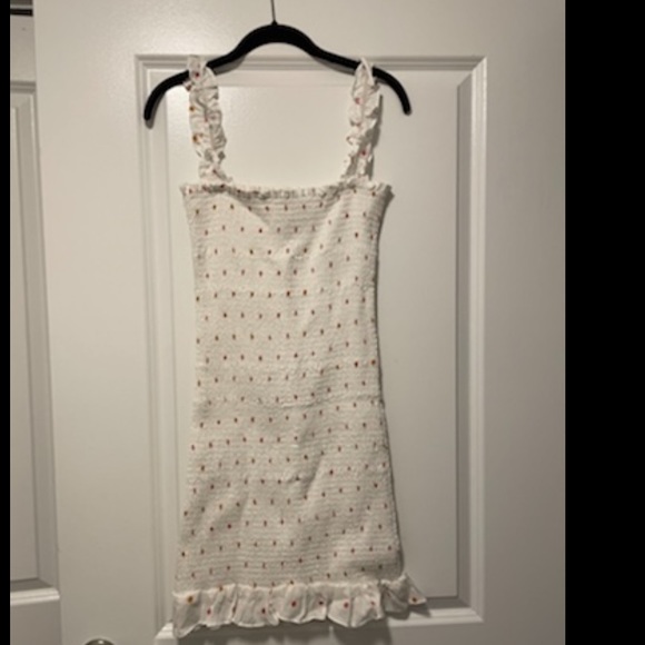 ***NWT OLIVIACEOUS WOMENS WHITE SMOCKED DRESS WITH POLKA DOTS SIZE LARGE - Picture 6 of 7